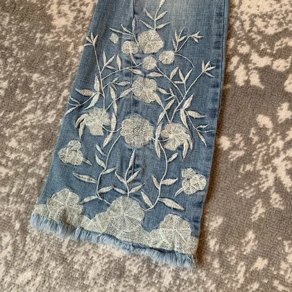 Laurie Felt boot cut jeans - Picture 2 of 7